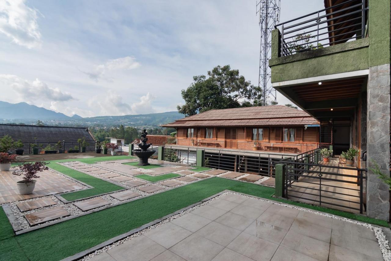 Samakta Guest House Lembang Exterior photo