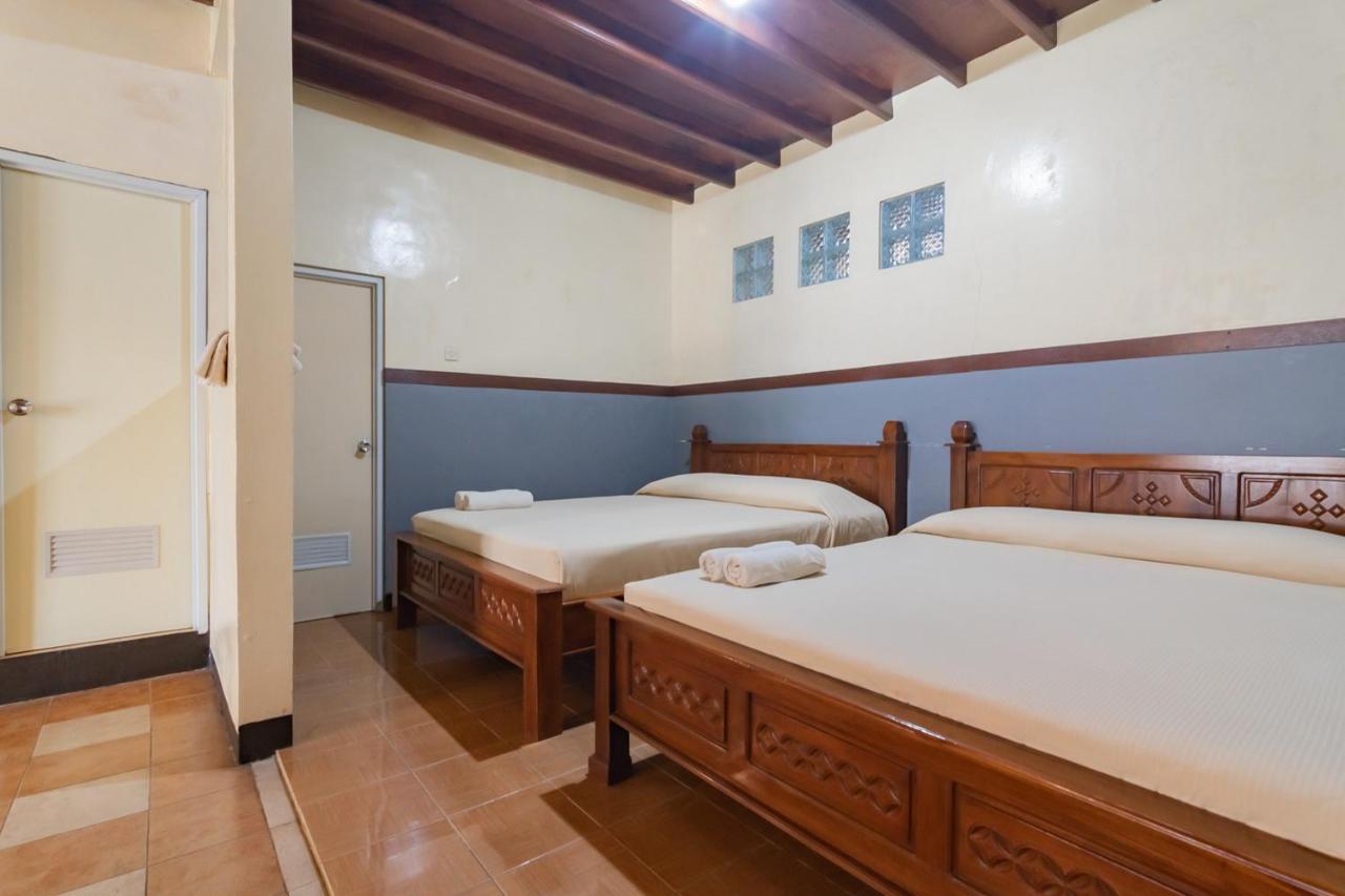 Samakta Guest House Lembang Exterior photo